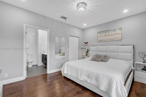 Снять в аренду виллу или дом в Дирфилд-Бич, Флорида 3 спальни, 128.95м2, № 2003824 - фото 16