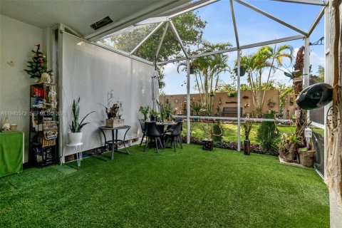 Снять в аренду виллу или дом в Дирфилд-Бич, Флорида 3 спальни, 128.95м2, № 2003824 - фото 28