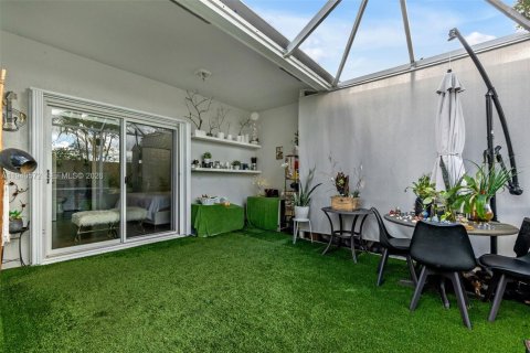 Снять в аренду виллу или дом в Дирфилд-Бич, Флорида 3 спальни, 128.95м2, № 2003824 - фото 30