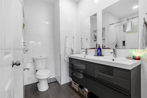 Снять в аренду виллу или дом в Дирфилд-Бич, Флорида 3 спальни, 128.95м2, № 2003824 - фото 19