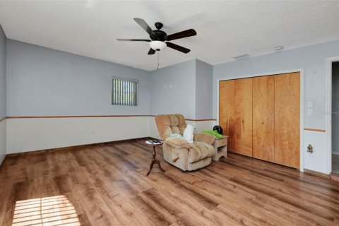 House in North Port, Florida 4 bedrooms, 222.04 sq.m. № 1642409 - photo 25