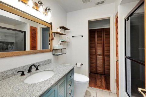 House in North Port, Florida 4 bedrooms, 222.04 sq.m. № 1642409 - photo 17