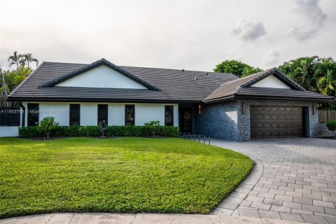 Villa ou maison à vendre à Plantation, Floride: 3 chambres, 229.1 m2 № 1956467 - photo 1