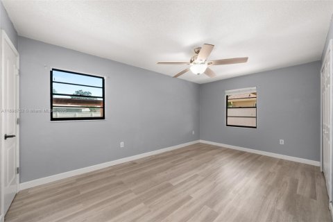 House in Sebring, Florida 3 bedrooms № 1950586 - photo 25