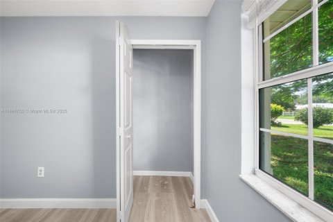 House in Sebring, Florida 3 bedrooms № 1950586 - photo 20