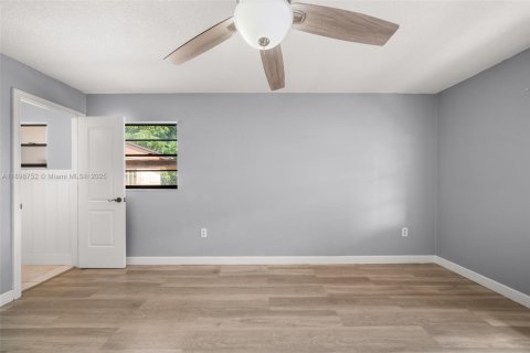 House in Sebring, Florida 3 bedrooms № 1950586 - photo 27