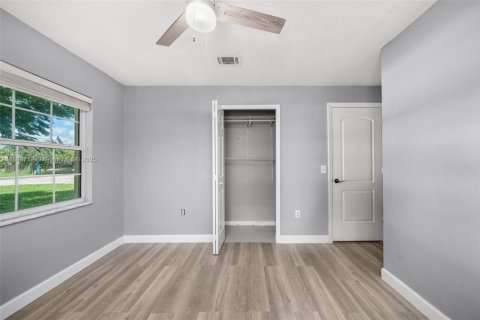 House in Sebring, Florida 3 bedrooms № 1950586 - photo 19