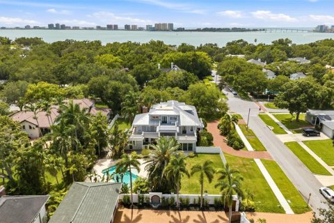 Casa en venta en Clearwater, Florida, 7 dormitorios, 671.03 m2 № 2283608 - foto 5