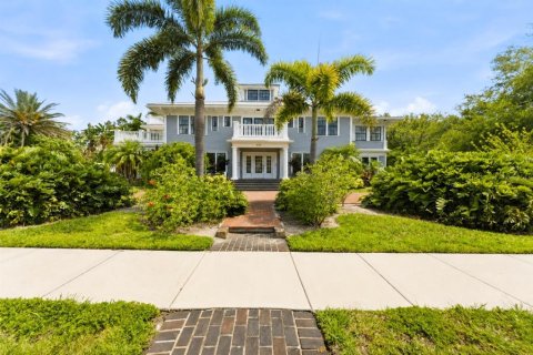 Casa en venta en Clearwater, Florida, 7 dormitorios, 671.03 m2 № 2283608 - foto 6