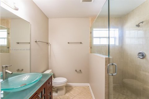 Casa en venta en Hallandale Beach, Florida, 2 dormitorios, 124.67 m2 № 1846105 - foto 6
