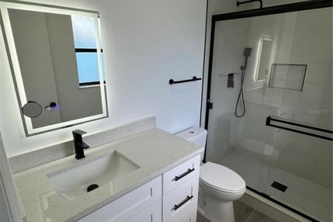 House in Kissimmee, Florida 3 bedrooms, 127.46 sq.m. № 1716644 - photo 9