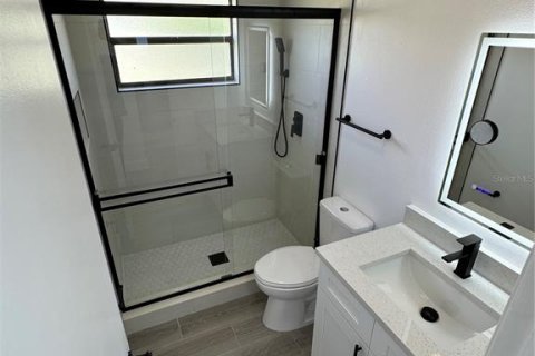 House in Kissimmee, Florida 3 bedrooms, 127.46 sq.m. № 1716644 - photo 14