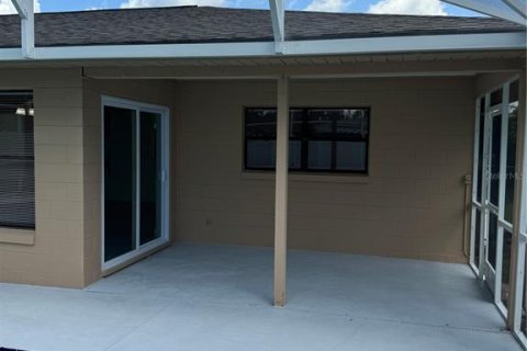 House in Kissimmee, Florida 3 bedrooms, 127.46 sq.m. № 1716644 - photo 17