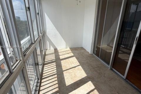 Condominio en venta en Hallandale Beach, Florida, 2 dormitorios, 101.45 m2 № 2243995 - foto 7