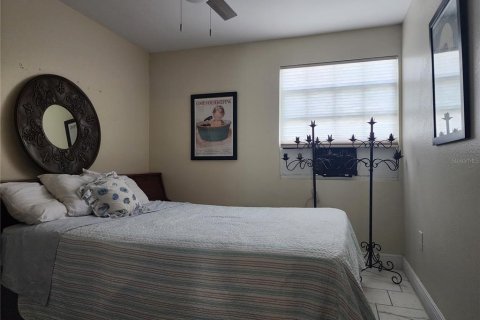 House in Plant City, Florida 3 bedrooms, 83.61 sq.m. № 1841789 - photo 13