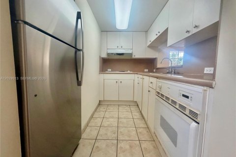 Apartment in Miami, Florida 1 bedroom, 65.22 sq.m. № 2083102 - photo 5