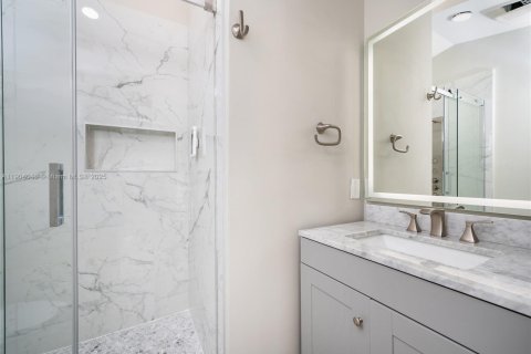 Villa ou maison à vendre à Miami, Floride: 3 chambres, 134.8 m2 № 1954917 - photo 27