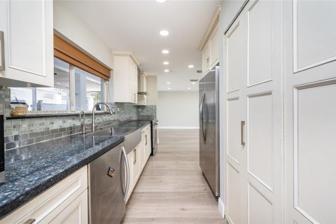 Villa ou maison à vendre à Miami, Floride: 3 chambres, 134.8 m2 № 1954917 - photo 14