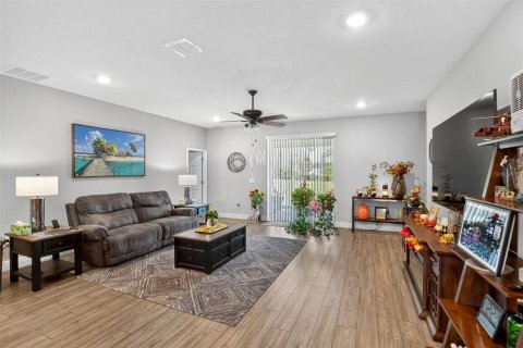 Casa en venta en Ocala, Florida, 3 dormitorios, 253.53 m2 № 1902564 - foto 6