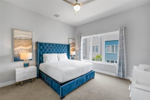 Condo in Four Corners, Florida, 5 bedrooms  № 2203524 - photo 7