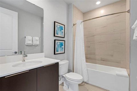 Condo in Four Corners, Florida, 5 bedrooms  № 2203524 - photo 13