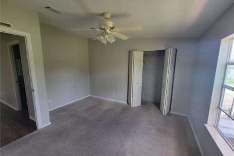 Apartment in Ocala, Florida 3 bedrooms, 189.99 sq.m. № 1906855 - photo 4