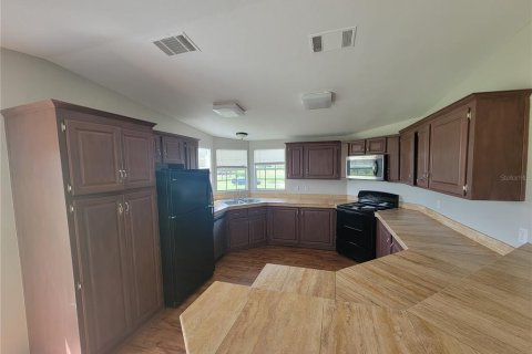 Apartment in Ocala, Florida 3 bedrooms, 189.99 sq.m. № 1906855 - photo 3