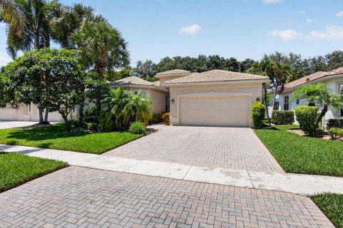 House in Delray Beach, Florida 4 bedrooms, 221.85 sq.m. № 2242036