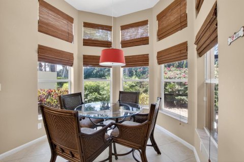 House in Delray Beach, Florida 4 bedrooms, 221.85 sq.m. № 2242036 - photo 22
