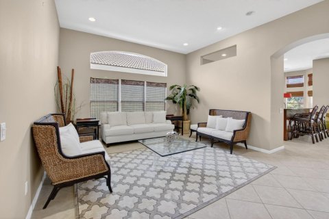 House in Delray Beach, Florida 4 bedrooms, 221.85 sq.m. № 2242036 - photo 10