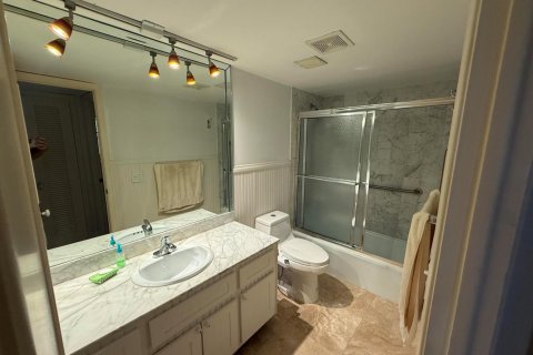Condo in Fort Lauderdale, Florida, 2 bedrooms  № 2250717 - photo 18