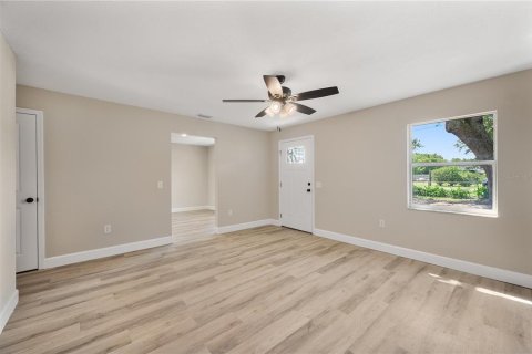Casa en venta en Lake Wales, Florida, 3 dormitorios, 137.5 m2 № 2383824 - foto 9
