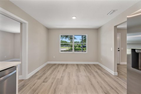 Casa en venta en Lake Wales, Florida, 3 dormitorios, 137.5 m2 № 2383824 - foto 12