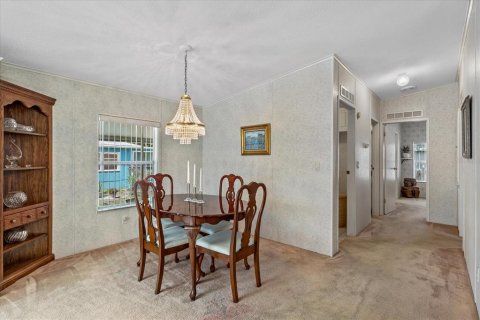 House in Lake Mary, Florida 2 bedrooms, 111.48 sq.m. № 1878337 - photo 7