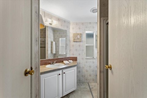 House in Lake Mary, Florida 2 bedrooms, 111.48 sq.m. № 1878337 - photo 13
