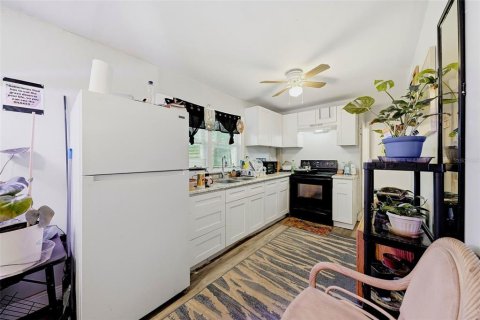 Immobilier commercial à vendre à Lakeland, Floride: 6 chambres, 222.97 m2 № 2408450 - photo 3