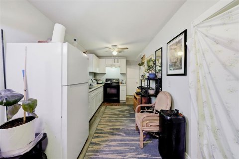 Immobilier commercial à vendre à Lakeland, Floride: 6 chambres, 222.97 m2 № 2408450 - photo 5