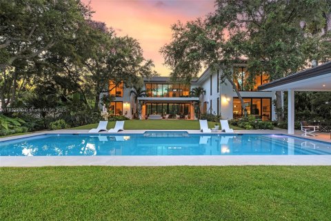 House in Pinecrest, Florida 7 bedrooms, 667.41 sq.m. № 1820070 - photo 4