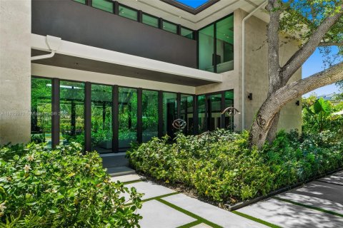 House in Pinecrest, Florida 7 bedrooms, 667.41 sq.m. № 1820070 - photo 25