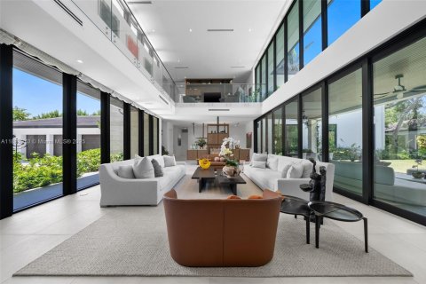 House in Pinecrest, Florida 7 bedrooms, 667.41 sq.m. № 1820070 - photo 29