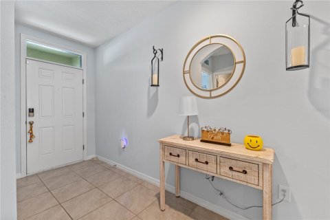 Casa en venta en Deltona, Florida, 4 dormitorios, 170.57 m2 № 1767552 - foto 2