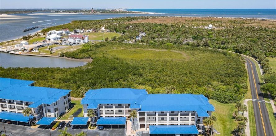 Condominio en New Smyrna Beach, Florida, 2 dormitorios  № 1112424