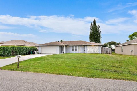 Villa ou maison à Port St. Lucie, Floride 3 chambres, 180.6 m2 № 2085866