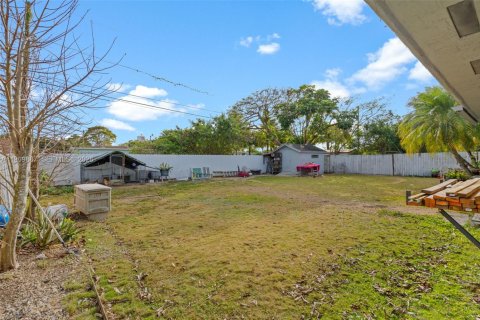 Casa en venta en Homestead, Florida, 4 dormitorios, 161 m2 № 2040405 - foto 18