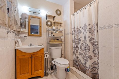 Casa en venta en Homestead, Florida, 4 dormitorios, 161 m2 № 2040405 - foto 14