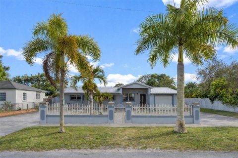 Villa ou maison à Homestead, Floride 4 chambres, 161 m2 № 2040405
