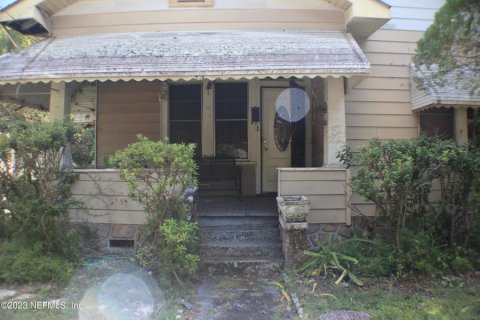 House in Jacksonville, Florida 2 bedrooms, 122.82 sq.m. № 771710 - photo 1