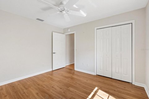 House in The Villages, Florida 3 bedrooms, 185.53 sq.m. № 1905556 - photo 26
