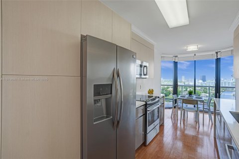 Copropriété à louer à Aventura, Floride: 2 chambres, 121.7 m2 № 1995241 - photo 15