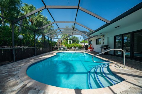 House in Hollywood, Florida 8 bedrooms, 355.35 sq.m. № 1862493 - photo 8